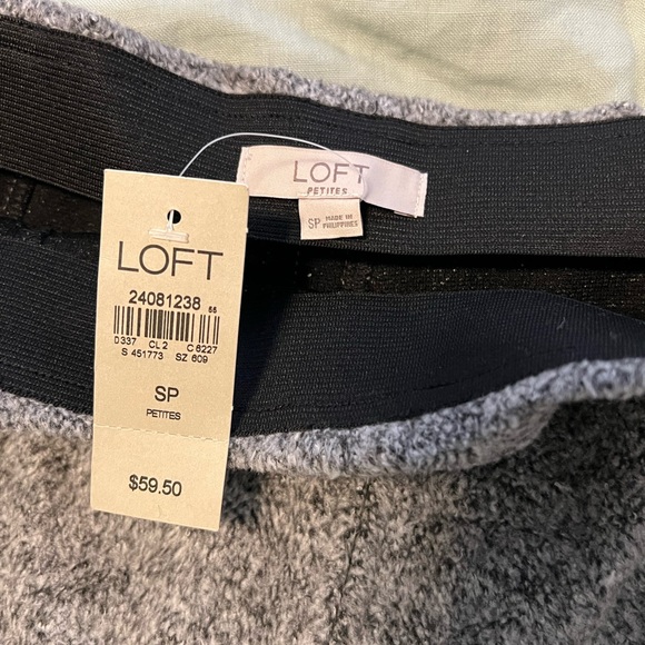 LOFT Women’s Fit & Flare Skirt Size Petite Small in Grey - Picture 2 of 4